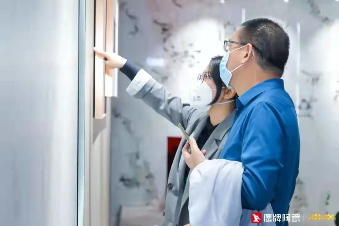 十余天鎖定211城！陶業(yè)新一輪招商大戰(zhàn)掀起，為什么他們都選擇鷹牌？(圖10)