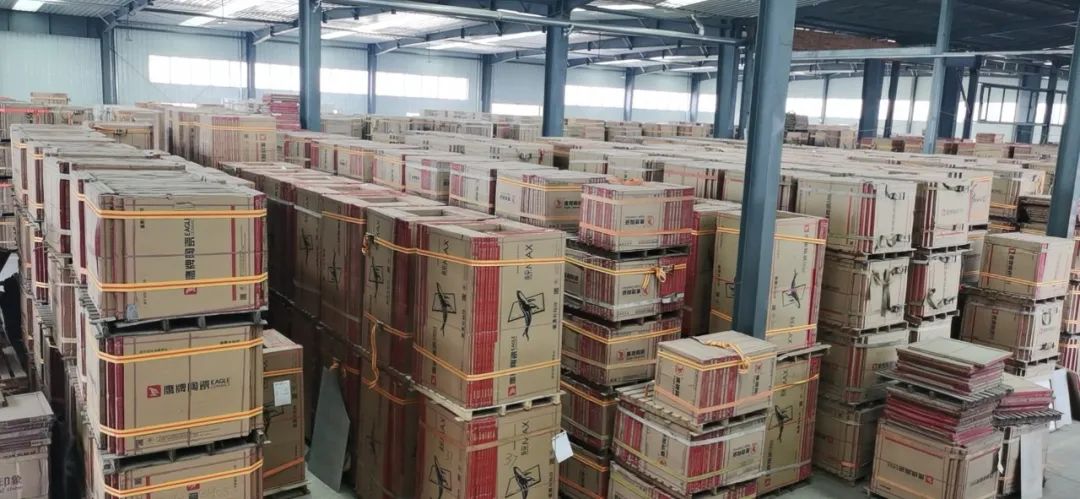 勢(shì)不可擋，鷹牌陶瓷終端布局再提速，石家莊1000㎡旗艦店盛大開業(yè)！(圖16)