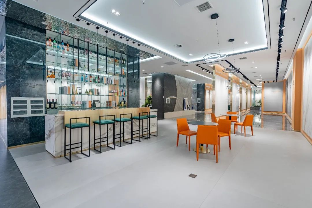 濟(jì)南旗艦店｜旗艦啟航，乘風(fēng)破浪，鷹牌陶瓷山東運(yùn)營中心璀璨綻放(圖6)