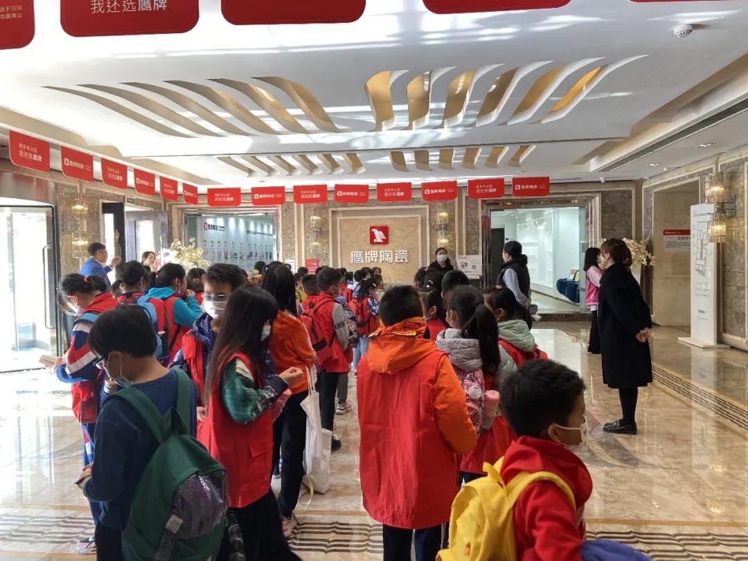 爭(zhēng)做未來(lái)接班人——2022佛山傳媒集團(tuán)職工子女冬令營(yíng)走進(jìn)鷹牌！(圖1)