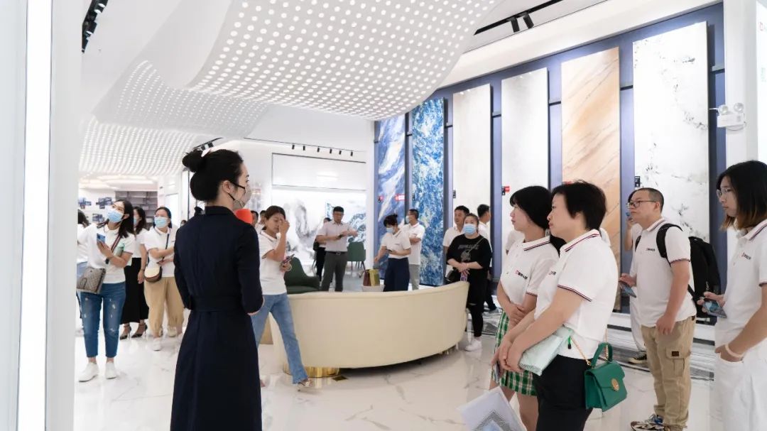 落地新戰(zhàn)略，實(shí)踐新模式，決戰(zhàn)新未來 ｜ 2022鷹牌墻地專家全國店長培訓(xùn)圓滿收官！(圖6)