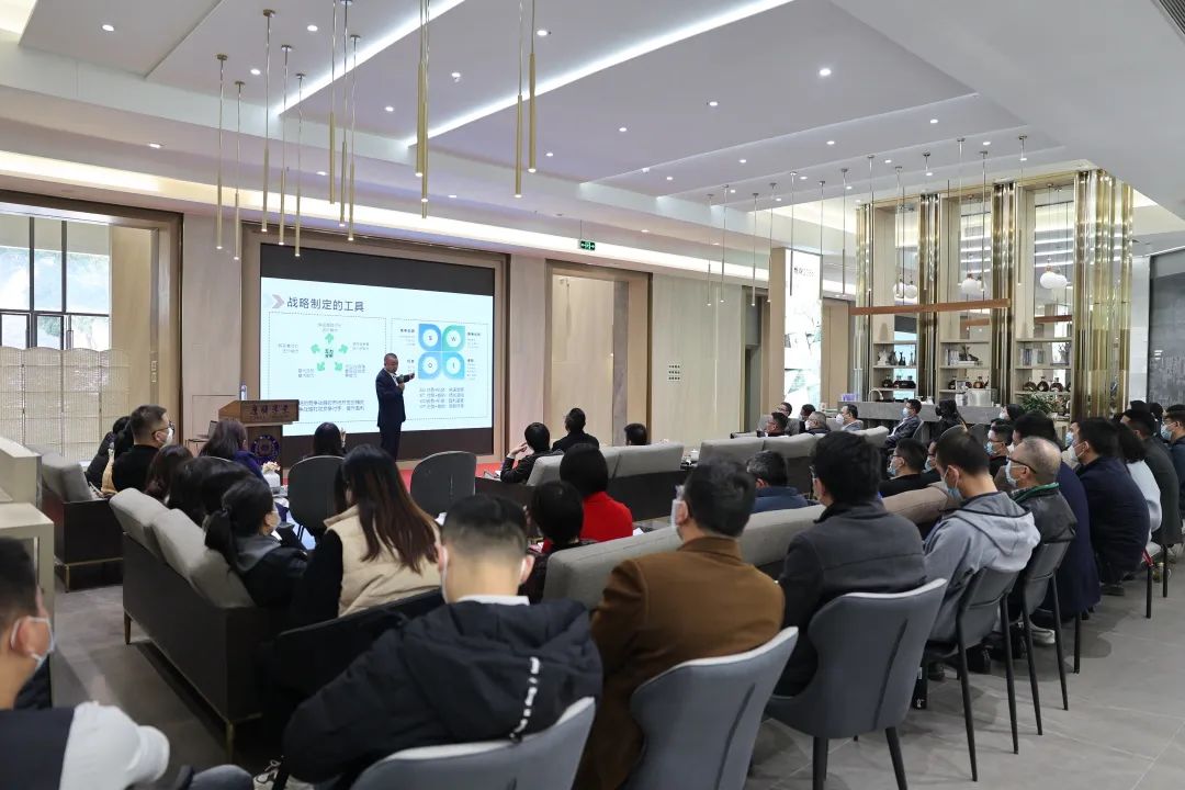 凝心聚力，深耕創(chuàng)變｜2023鷹牌集團(tuán)戰(zhàn)略規(guī)劃會(huì)議圓滿舉行！(圖4)