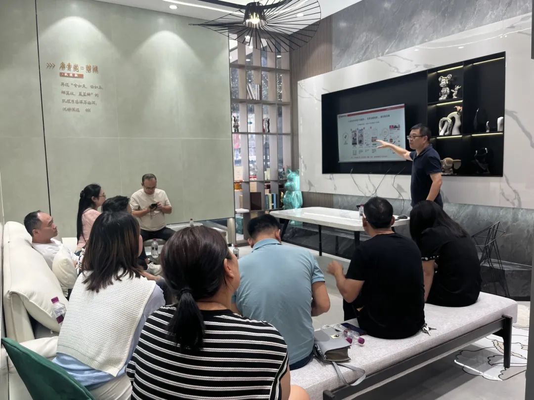 從0到1，玩轉(zhuǎn)抖音新媒體，打贏營(yíng)銷流量戰(zhàn)！鷹牌“抖音實(shí)戰(zhàn)特訓(xùn)營(yíng)”圓滿收官(圖23)