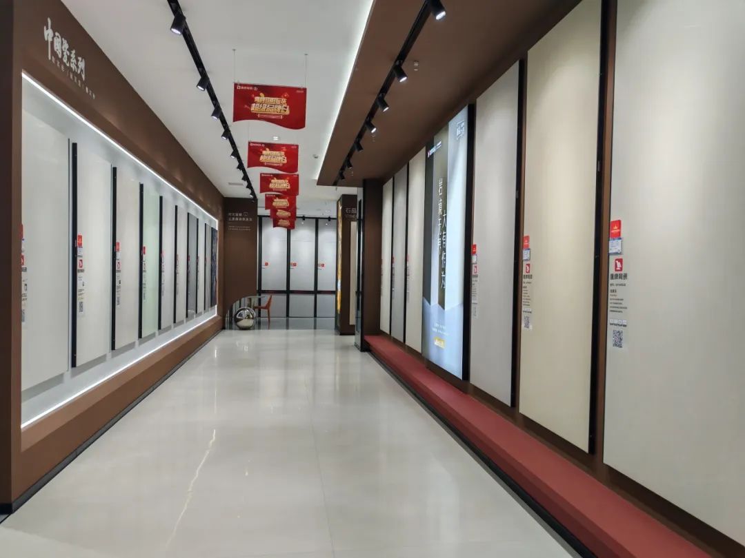 鷹牌50周年 門店風(fēng)采｜河南駐馬店鷹牌旗艦店，讓雅致成為生活的底色(圖16)