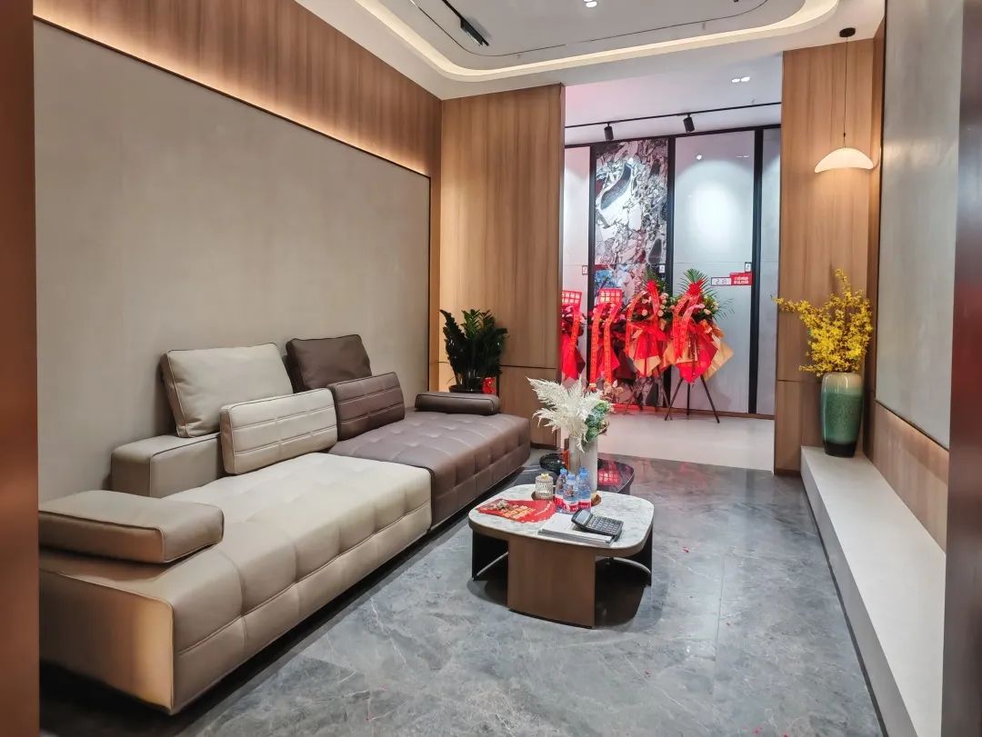 新店開業(yè)｜防城港鷹牌陶瓷旗艦店盛大開業(yè)！(圖17)