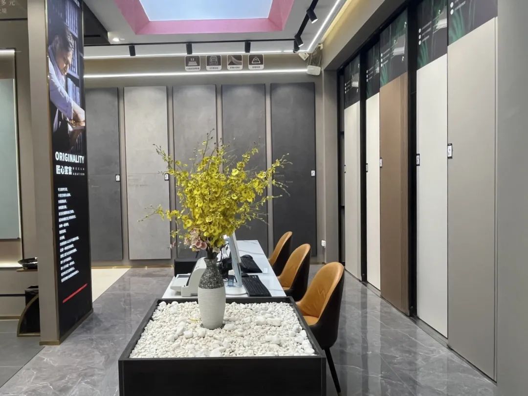 鷹牌50周年 門店風采｜貴州都勻鷹牌旗艦店，以極簡之美，引領(lǐng)空間美學新風尚(圖3)
