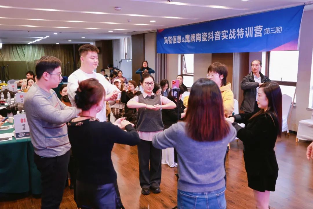 擁抱新媒體丨以流量為媒，賦能門店業(yè)績(jī)?cè)鲩L(zhǎng)騰飛！(圖8)
